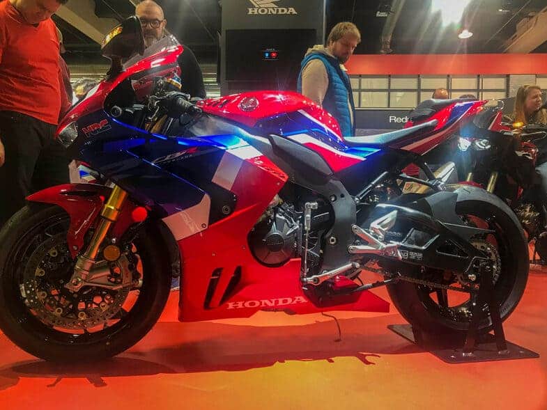 , Moto : Guide d’achat de la KTM 1290 Super Adventure S 2024 : spécifications, photos, prix