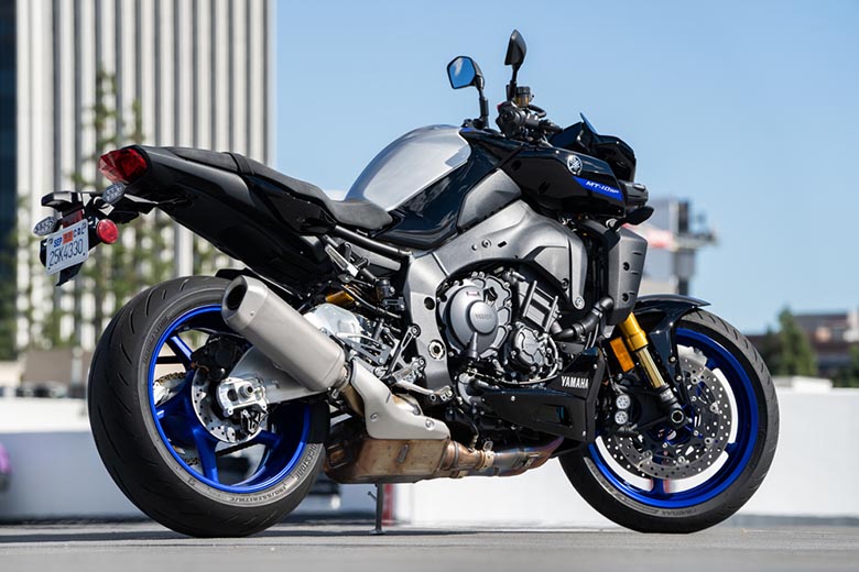 Moto sport Yamaha MT-10 2023
