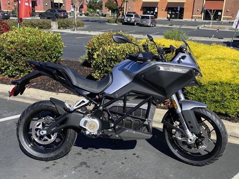 Vélo de sport électrique double Zero DSR 2024