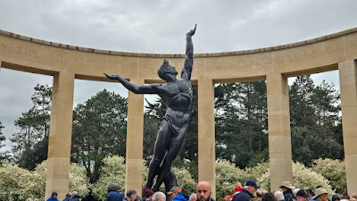 , Moto, Une excursion aux plages de débarquement du jour J