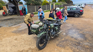 , Moto, Une excursion aux plages de débarquement du jour J