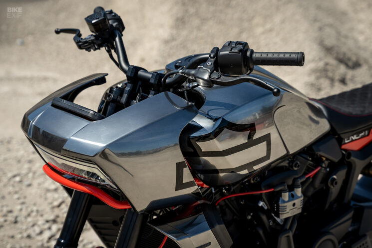 Harley-Davidson Pan America Custom Bike Kit par CNCPT Moto et PowerBrick