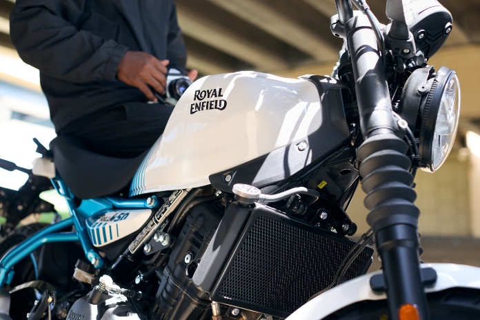 2025 Royal Enfield Guerrilla 450 Review