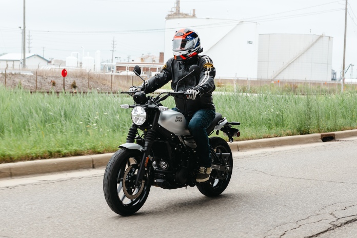 2025 Royal Enfield Guerrilla 450 Review