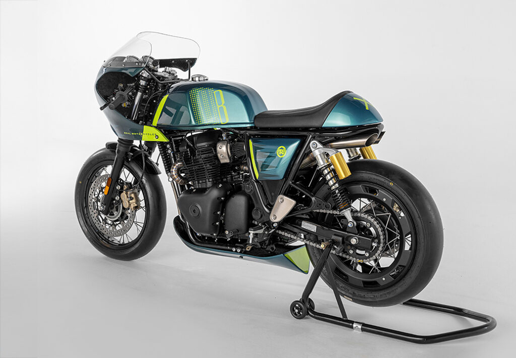 , Moto, Foler le drapeau: la construction personnalisée de Royal Enfield Brésil.