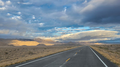 , Moto; Boondocking pendant le week-end au réservoir Illipah