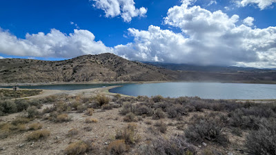 , Moto; Boondocking pendant le week-end au réservoir Illipah