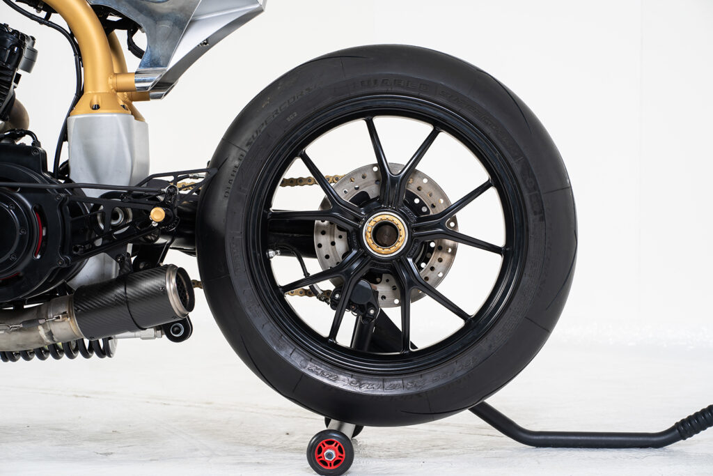 , Moto- LE DERNIER TOUR : SR1 Roadster par RD Kustom & Design.