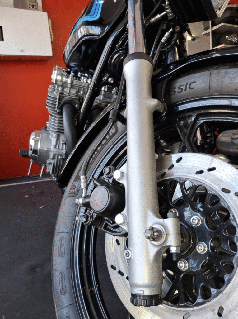 , Moto; Suzuki GSX1100E 1981 – 22 990 $ • Les temps du hangar à vélos