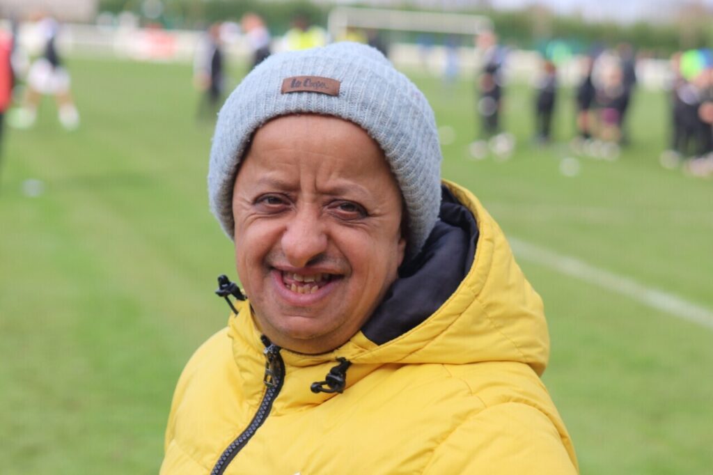 , Aubervilliers; Que faisait l’humoriste Booder à Beaumont-sur-Sarthe ?