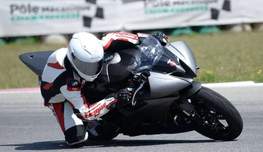 , Moto : Conseils de voyage en moto pour les personnes âgées en I