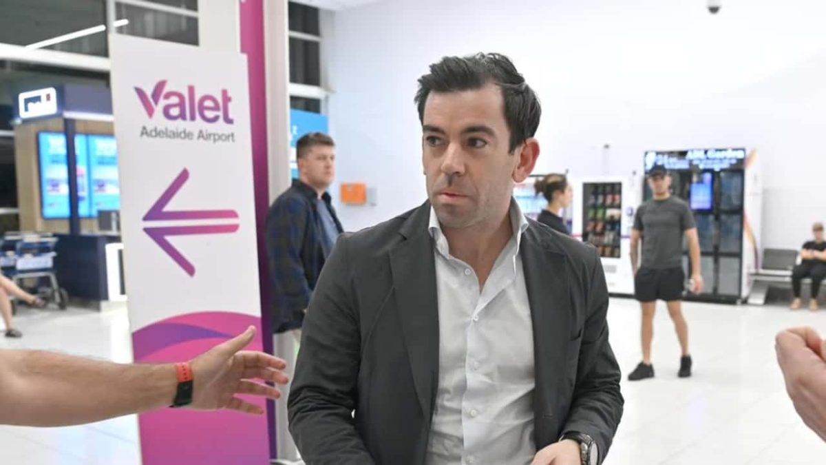 , Moto : Les fans de MotoGP furieux du choc ajouté au calendrier du circuit urbain d’Adélaïde