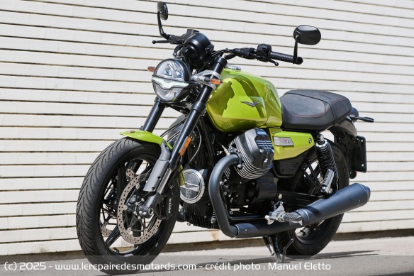 La néo-rétro Moto Guzzi V7 Sport