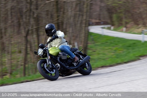 Essai de la Moto Guzzi V7 Sport