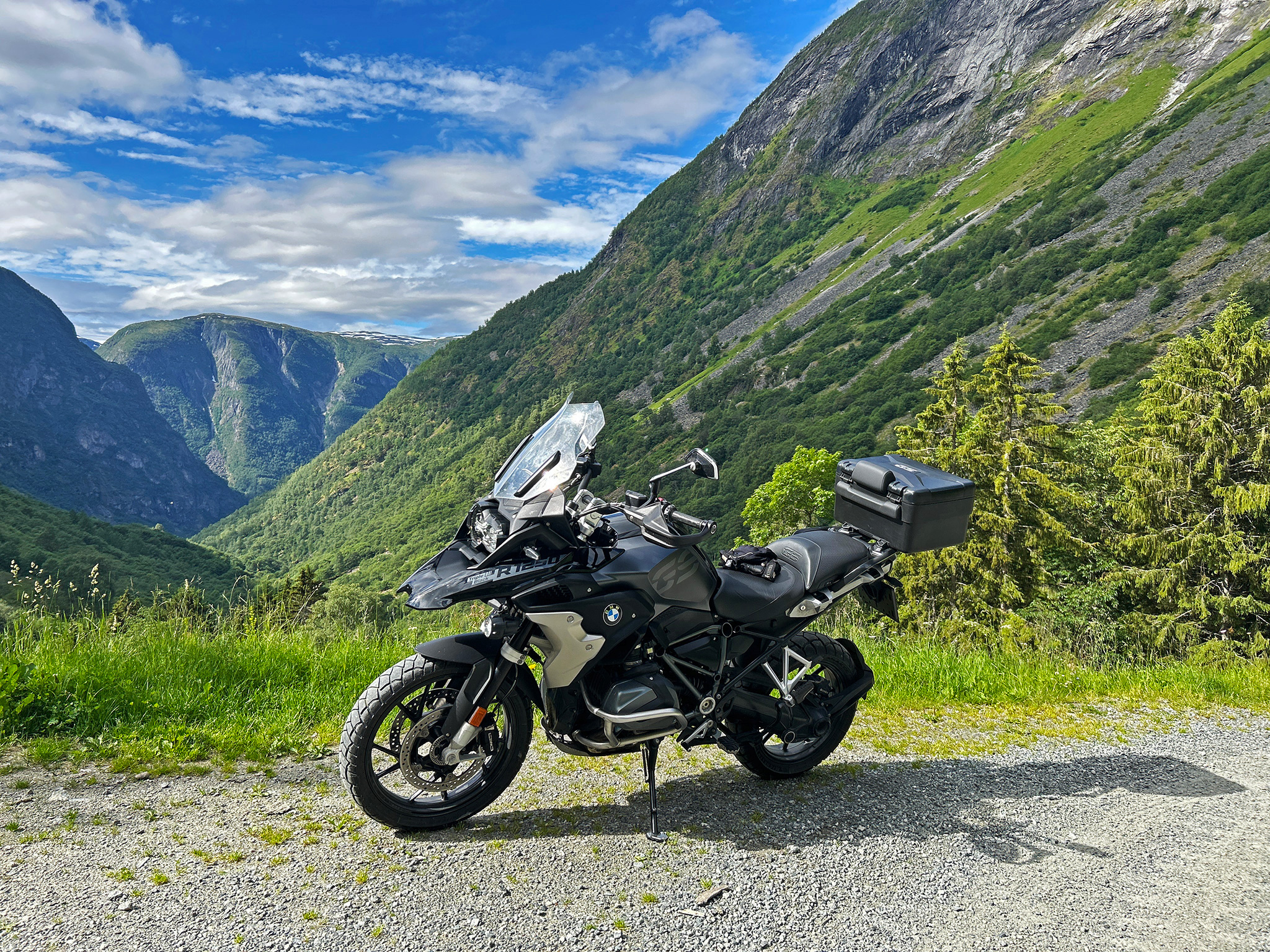 Là où la 1250 GS se sent chez elle. BMW Boxer : où la 1250 GS se sent chez elle